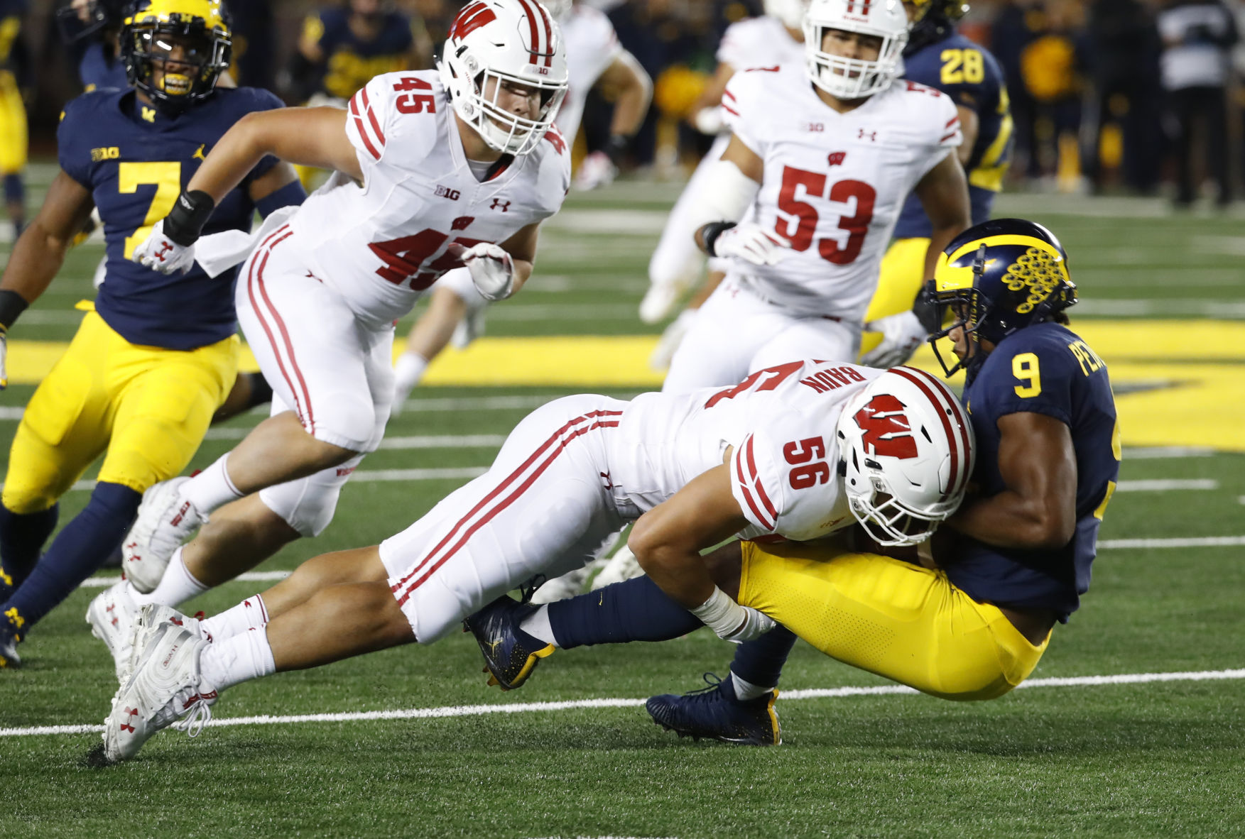 Wolverines 38, Badgers 13